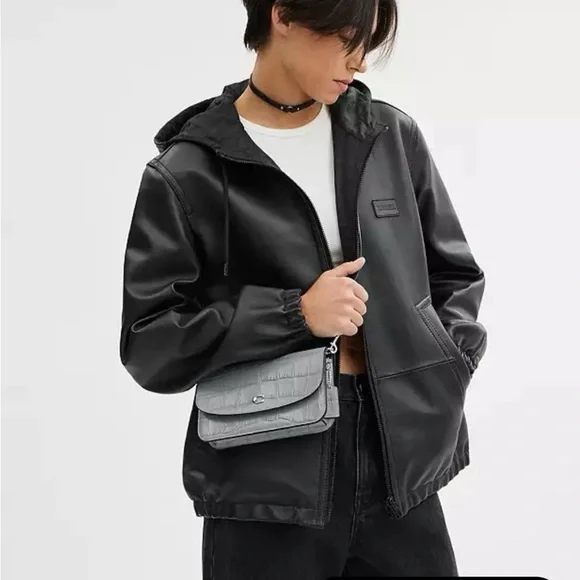 C8941 - Coach Hayden Crossbody Bag - Picture 12 of 12